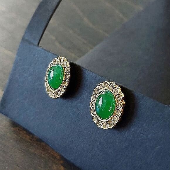 Vtg faux serpentine & rhinestone oval studs - Picture 4 of 7